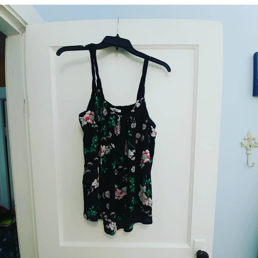 Black Floral Tank